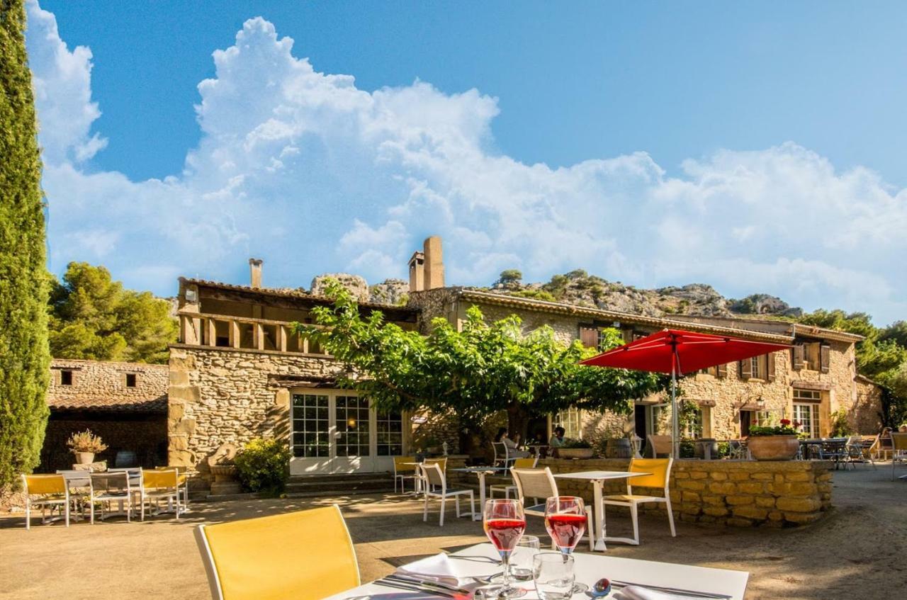 Best Western Domaine De Roquerousse Salon-de-Provence Exterior photo